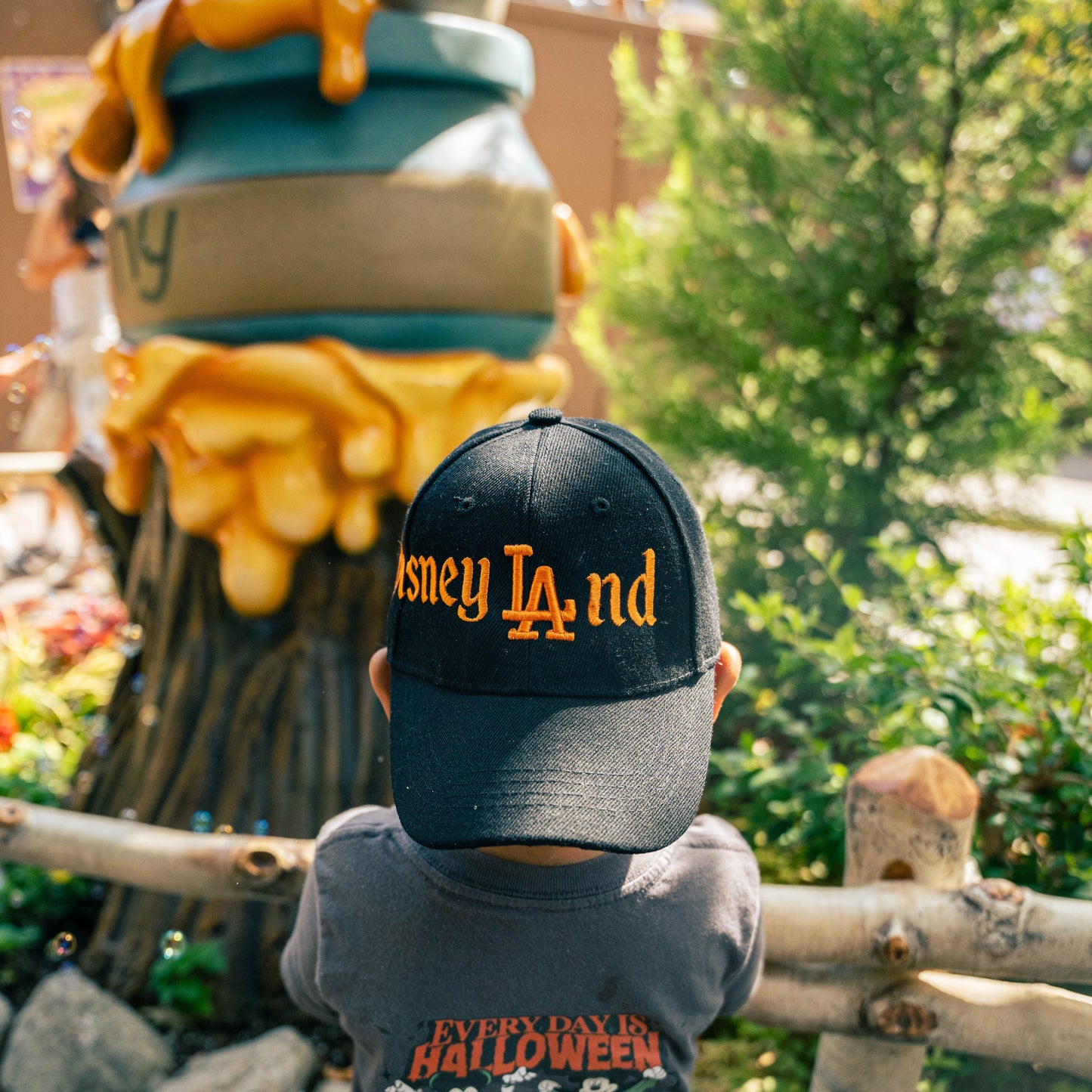 Disney’LA’nd Halloween Snapback 🎃